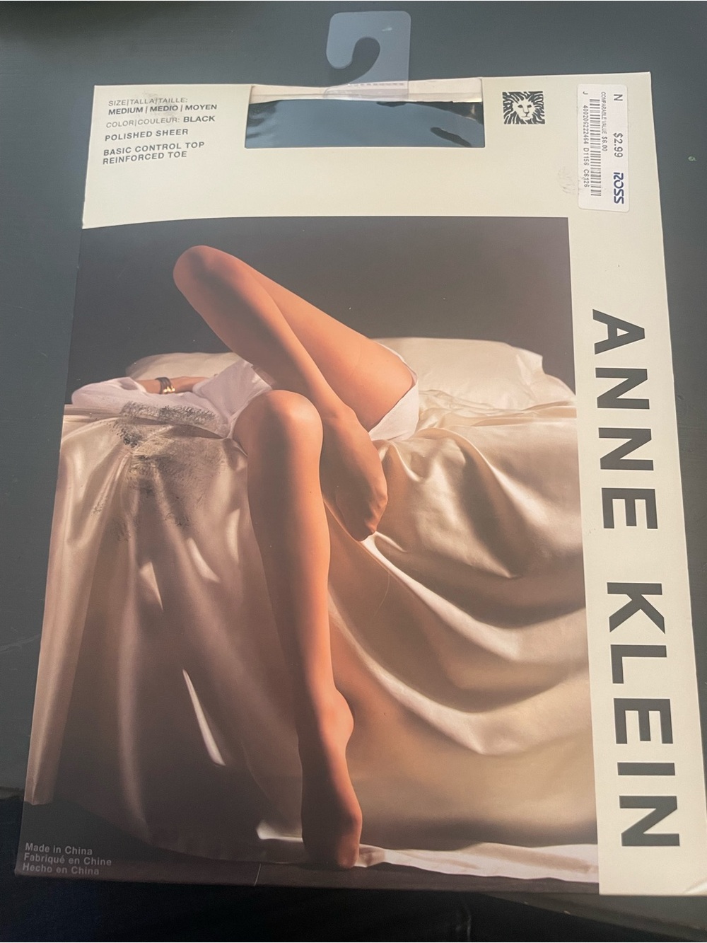 Anne Klein Polished Sheer black Pantyhose size medium lingerie